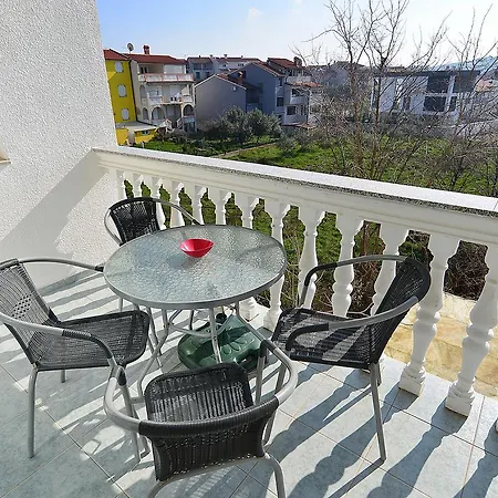 Milica 56 Апартаменты Пула