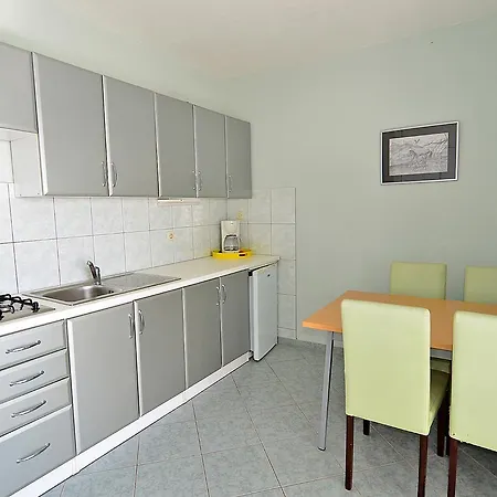 Appartamento Milica 56 *