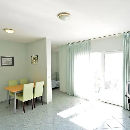 Appartamento Milica 56 *