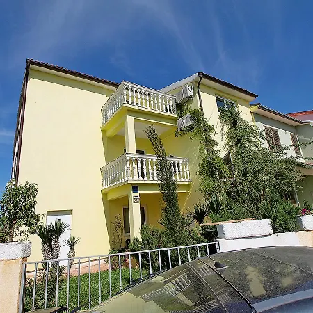 Milica 56 Appartement Pula