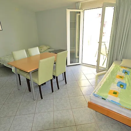 Apartament Milica 56