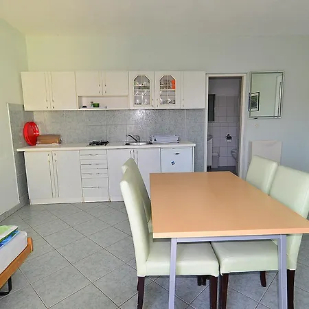 Apartament Milica 56 Pula
